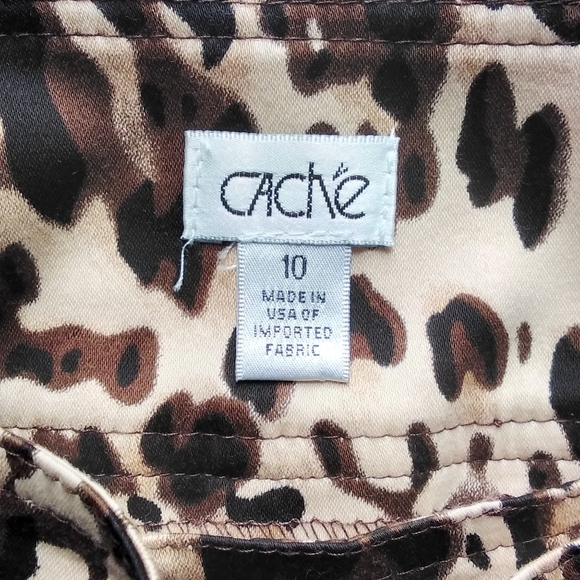 Cache Leopard print Bermuda Shorts 10 - Picture 3 of 8